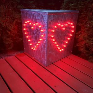 Outdoor 3-Sided Illuminated Table